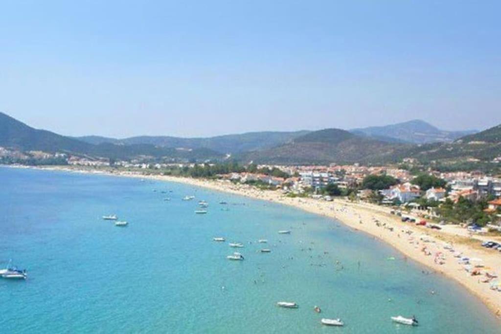 Villa Verde 200 meters from the beach Nea Iraklitsa Buitenkant foto